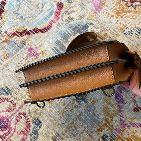 Sundance Leather Sling-bag Carousel